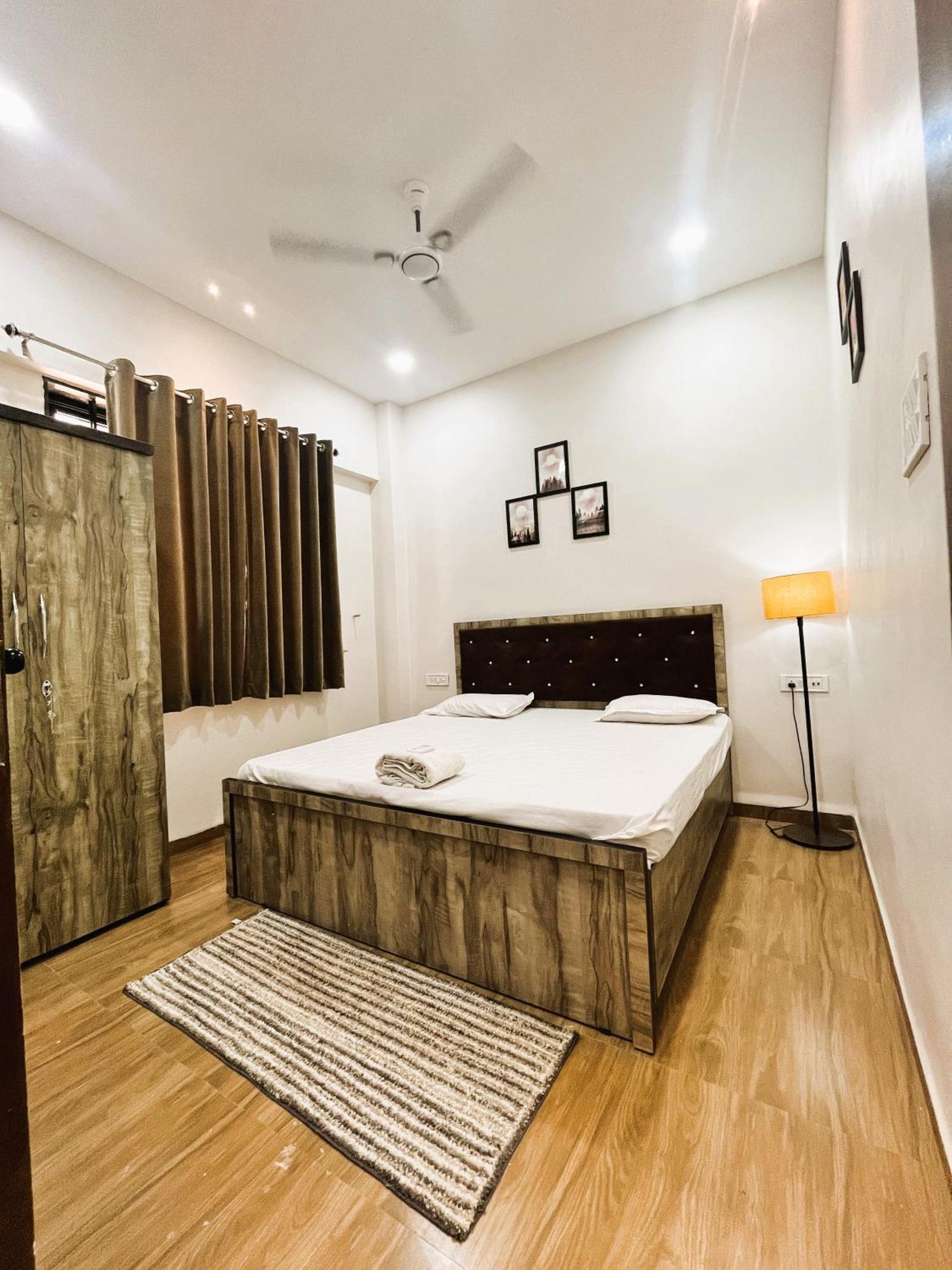 Shree Stay Inn Luxe' Holiday Home Ujjain Eksteriør bilde