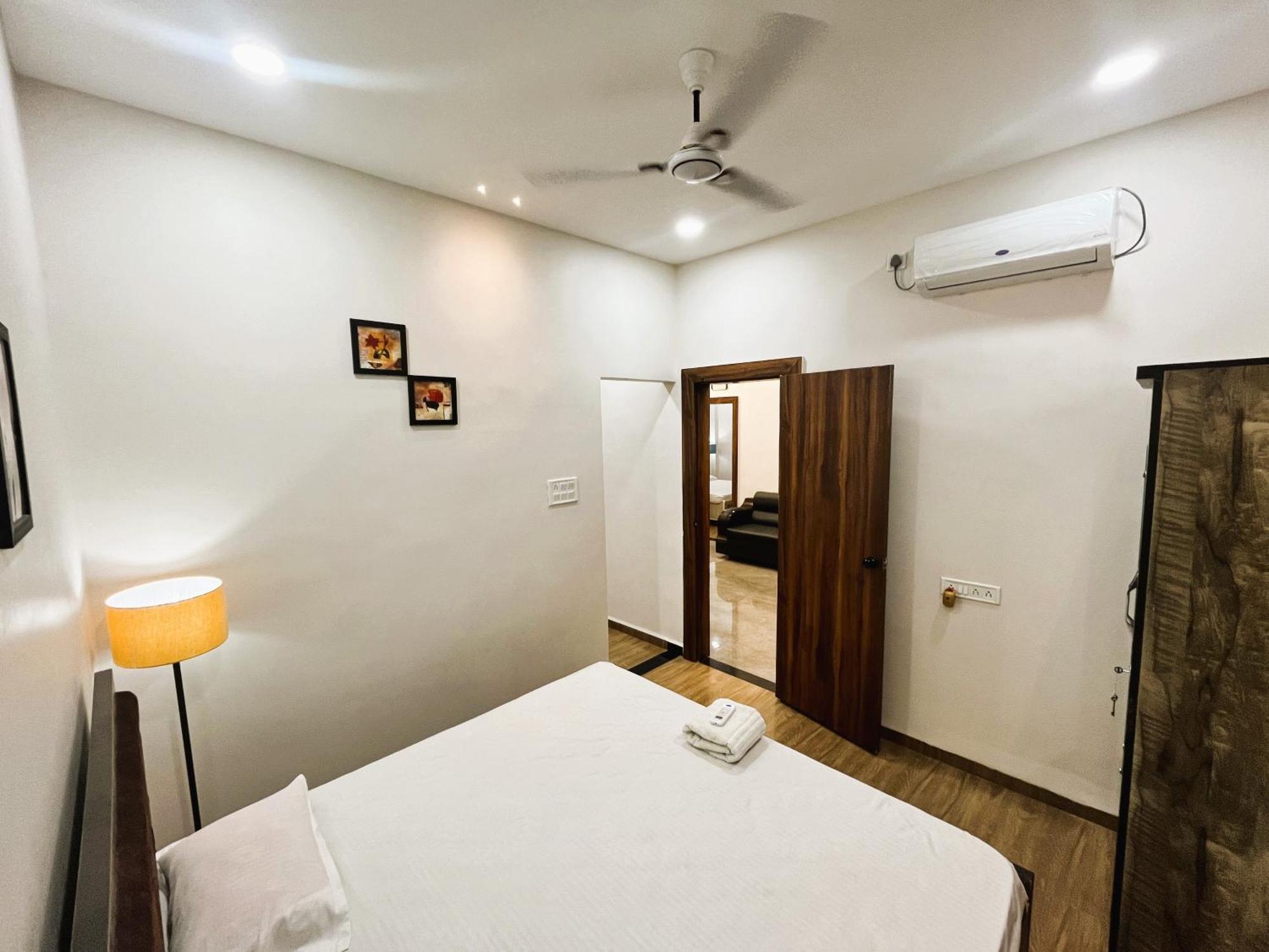 Shree Stay Inn Luxe' Holiday Home Ujjain Eksteriør bilde